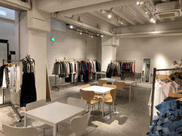 Adonisis 展示会