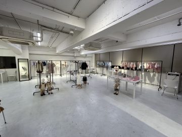 mini closet  POP UP STORE