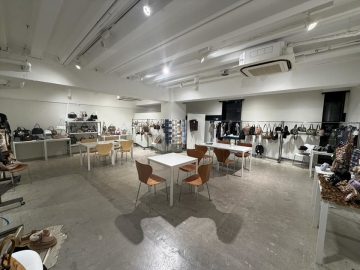 アジョリー / リパーニ